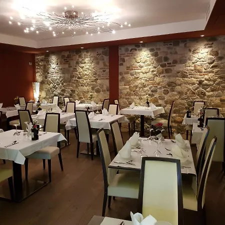Thai Orchidee Restaurant&rooms 招待所 加尔达
